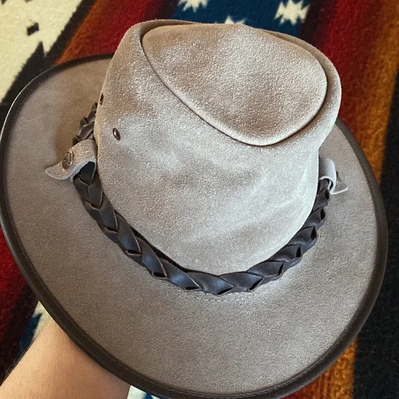 Connor hat